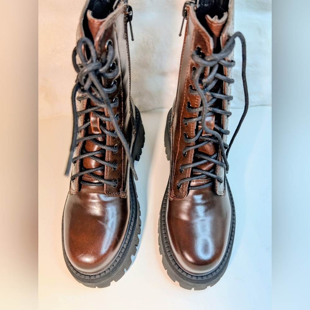 Madden Girl Kknight Combat Boots – Brown Rub – Size 6.5M (New in Box) - Picture 6 of 12